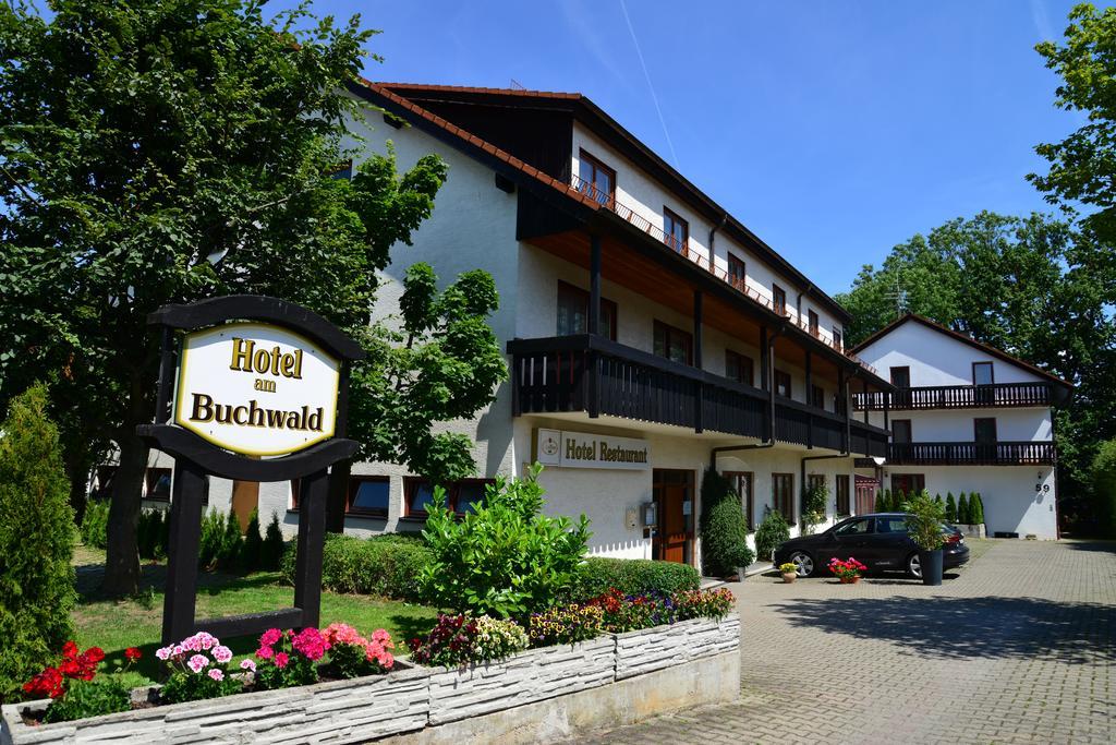 Hotel Am Buchwald Esslingen am Neckar ภายนอก รูปภาพ