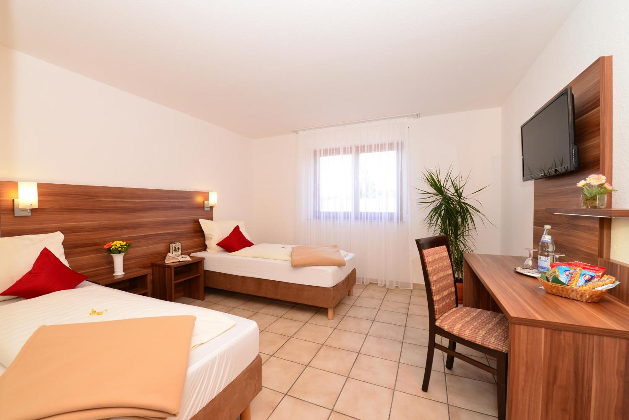 Hotel Am Buchwald Esslingen am Neckar ห้อง รูปภาพ